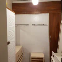 تخت تاشو دونفره و کمد دیواری در حد نو (ست کامل)