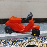 موتور بچه سالم و لحاف بچه تمیز و چنتا گلدان
