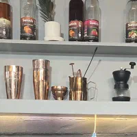 دکور بار سرد
