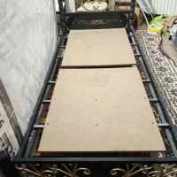 تخت  یک نفره