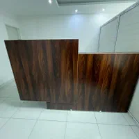 میز پذیرش درمانگاه و اریشگاه درب ریلی