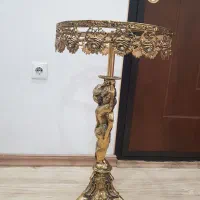 میز تمام برنز