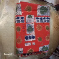 سه مترونیم پارچه کرپ باعرض ۶۰و۱ مناسب ماکسی پیراهن