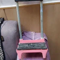 یه عدد استوکر پلاستیکی همراه با چرخ کیف دانش آموز