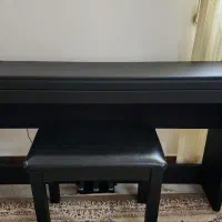 Korg LP380 پیانو