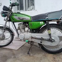 موتور سیکلت برگ اوراق