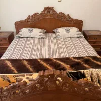 تخت خواب دو نفره چوبی