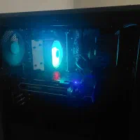 کیس گیمینگ و رندرینگ با مانیتور 180 هرتز آکبندنما