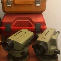 نقشه‌برداری لایکا Leica+Wild NAK2