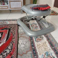 یک راروک بچه درحدنوع