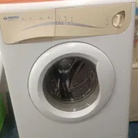 ماشین لباس شویی  در حد نو ۷ کیلویی