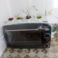 توستر تمیز ومرتب و مناسب اشپزی،کیک،نان