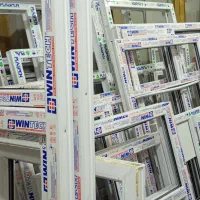 شاگرد درب و پنجره دوجداره