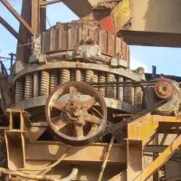 استخدام نیروی فنی وباسکول چی ومسئول فنی