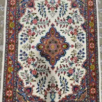 یک جفت فرش دستباف زر و نیم|فرش|اندیشه, اندیشه فاز ۱|دیوار