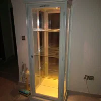ایستاده ویترین