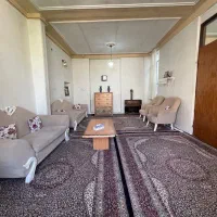 فروش-خانه-ویلایی-واقع-در-خیابان-وکیل