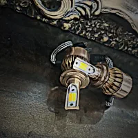 یک جفت هدلایت نور بالا
