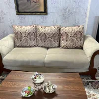 فروش مبلمان راحتی و میزناهار خوری ۴ نفره|مبلمان خانگی و میز عسلی|تهران, نیروی هوایی (پیروزی)|دیوار