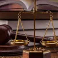 وکالت حرفه ای پرونده های کیفری حقوقی مشاوره