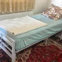 تخت تک نفره خوشخواب  تشک ومیز آرایش وپا تختی