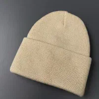 کلاه گم کردم مادرم