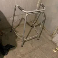 واکر تر تمیز نو|آرایشی، بهداشتی، درمانی|اصفهان, باغ نگاره|دیوار