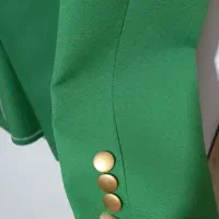 کت تک|لباس|مشهد, شهید معقول|دیوار