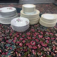 مقداری ظروف چینی|ظروف سرو و پذیرایی|بروجرد, |دیوار