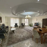 واحد ۹۰ متر ی واقع در کوچه ای مشجر با ویو بینظیر