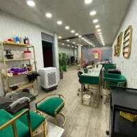 اجاره میزناخن وتخت مژه درتهرانسر