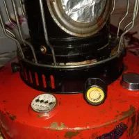 چراغ سالم|بخاری، هیتر، شومینه|نیمروز, |دیوار