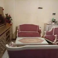 میز تلویزیون و مبلمان هفت نفره  و کتابخانه