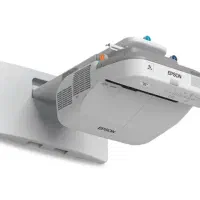 دیتا پروژکتور با پرده برقیEPSON PowerLite 570