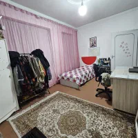 ساختمان واقع در خیابان سرداران یک