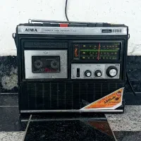 رادیو ضبط قدیمی آیوا