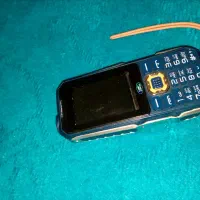 لندرور، گوشی دکمه کیبوردی فوقولاده