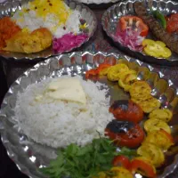 غذا فقط صد تومن