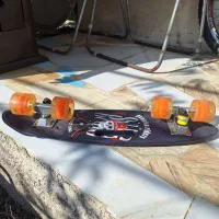 اسکیت برد|دوچرخه، اسکیت، اسکوتر|چاف و چمخاله, |دیوار