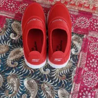 کفش بچگانه اسپرت سایز ۳۳|کفش و لباس بچه|شیراز, شهرک والفجر|دیوار