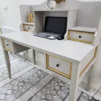 میز تحریر و مطالعه