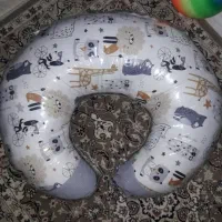 بالشت شیردهی