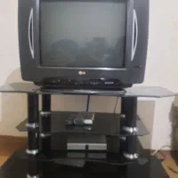 تلویزیون ۲۱ اینج ایجی با میز  دستگاه