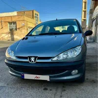 ۲۰۶ صندوقدار V8 بدون رنگ