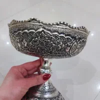 لوازم منزل، میز جلو مبلی شیشه ای و شکلات خوری مسی|مبلمان خانگی و میز عسلی|تهران, صادقیه|دیوار
