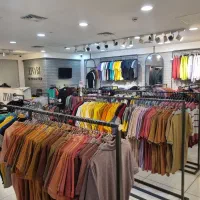 فروشنده پوشاک