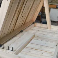 کرسی چوبی سمنانی تمام روس مقاوم با لوازم کامل فول|بخاری، هیتر، شومینه|تهران, شهرک ولیعصر جنوبی|دیوار