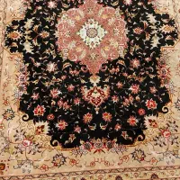 فرش دستبافت گل ابریشم قم