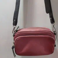 کیف استرادیواریوس برند