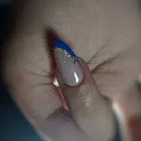 کاشت ناخن  فقط با  هزینه  مواد